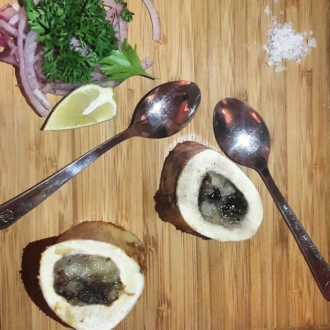 Taksim-yan-meyhane-gezenti-anne-01