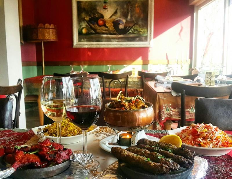 Hint-yemeği-gezenti-anne-01