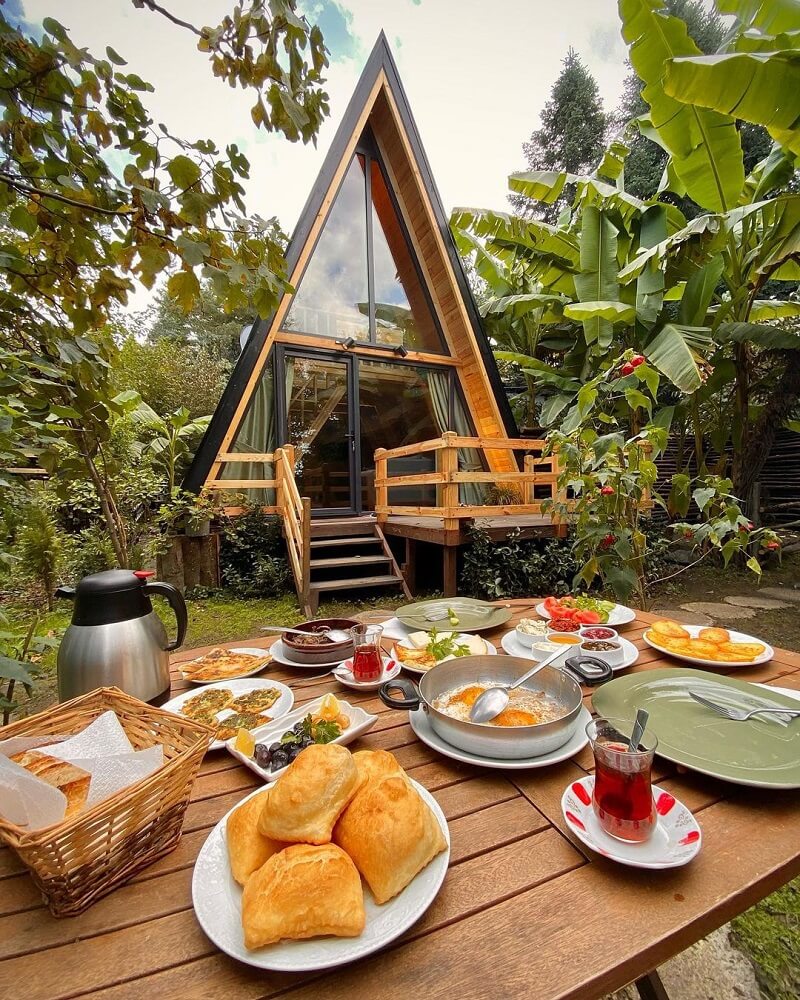 bungalow hotel with circassian breakfast in sapanca gezenti anne