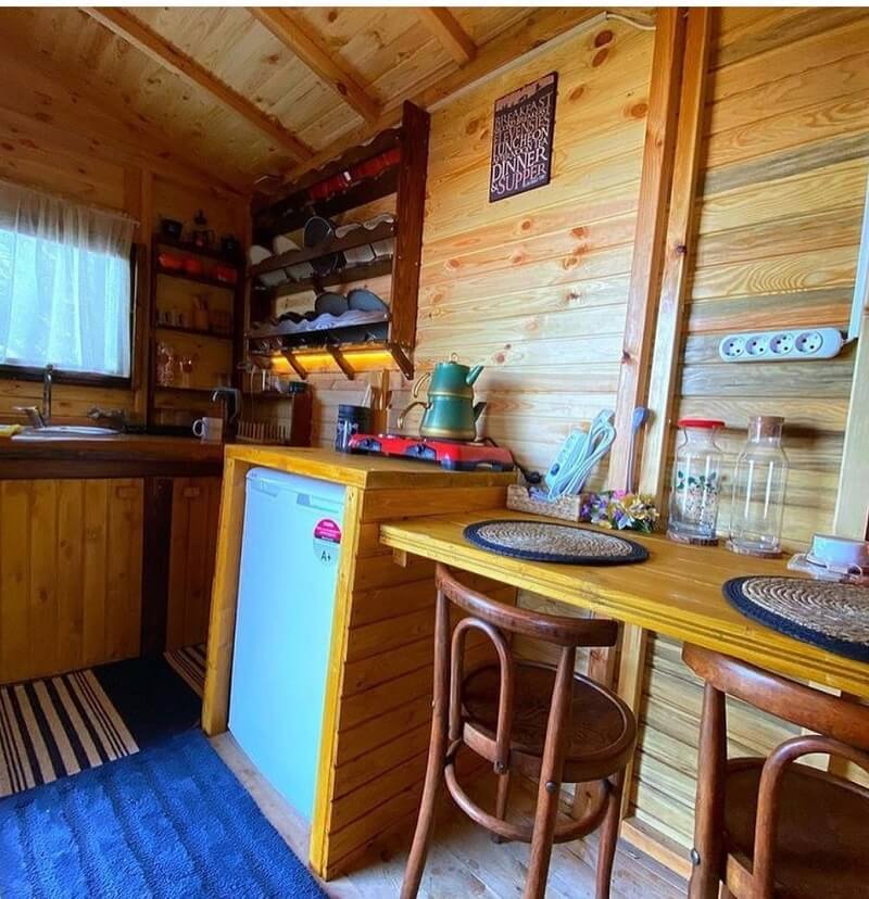 Sapanca’da Ahşap Hobit Evlerde Konaklama Fiyatları Gezenti Anne