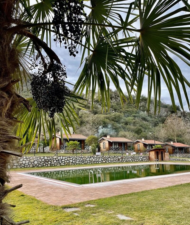 Yalova’da Havuzlu ve Şömineli Bungalov Evler, Bağdat Resort Gezenti Anne