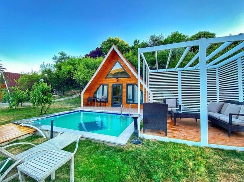stanbul a Yak n L ks A a Evler Duru Deluxe Bungalov Gezenti Anne stanbul a Yak n L ks A a Evler Duru Deluxe Bungalov Gezenti Anne