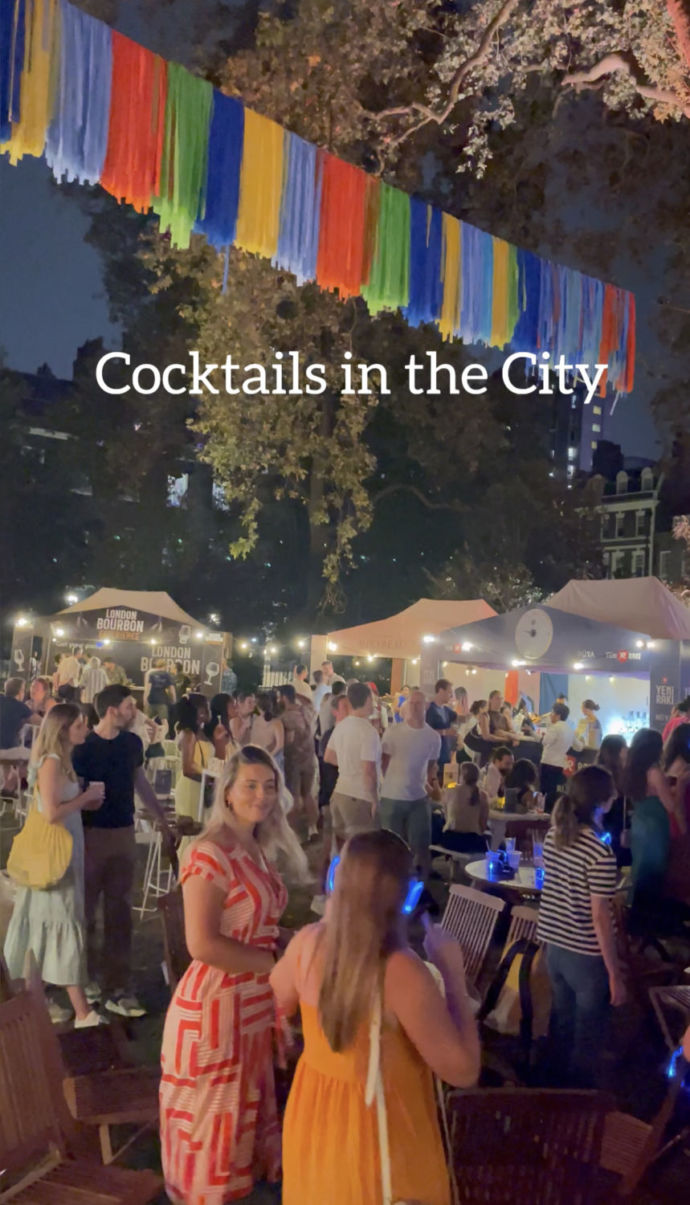 COCKTAILS IN THE CITY Gezenti Anne